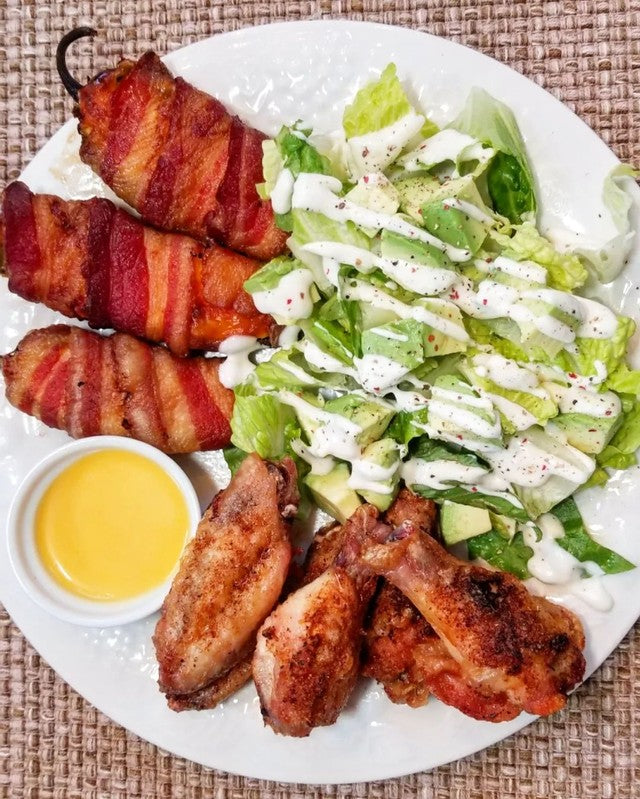 Garlic Wings with Jalapeño Poppers