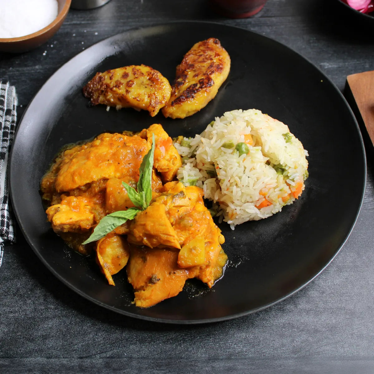 What's included in Latin Braised Chicken Fiesta