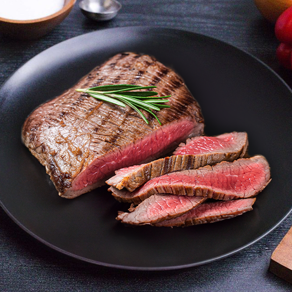 What's included in By the Pound Savory Steak Feast