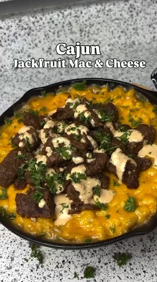 Cajun Jackfruit Mac & Cheese