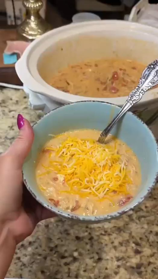 Low Carb Crockpot Chicken Taco Soup